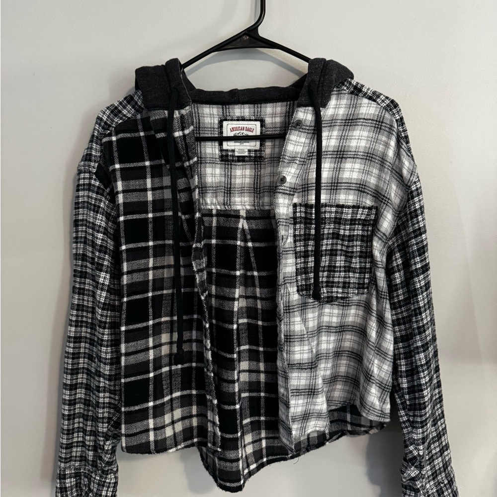 American Eagle Outfitters Cropped Buttondown Flannel Hoodie
